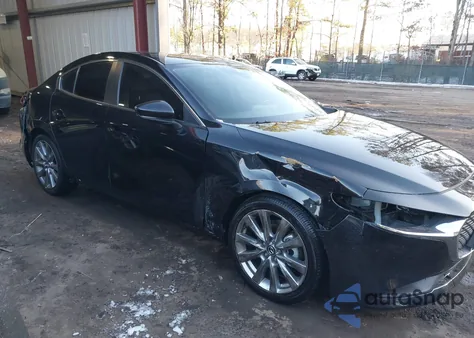 2021 Mazda Mazda3 Select z USA, uszkodzony, nr VIN JM1BPABL4M1338678